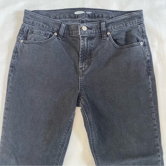 Old Navy Boyfriend Midrise Straight Tapered Jeans 8 - Picture 4 of 8